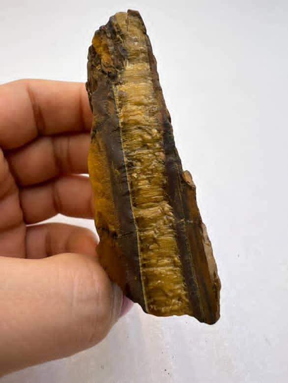 سنگ چشم ببر راف، وزن: ۹۹ گرم